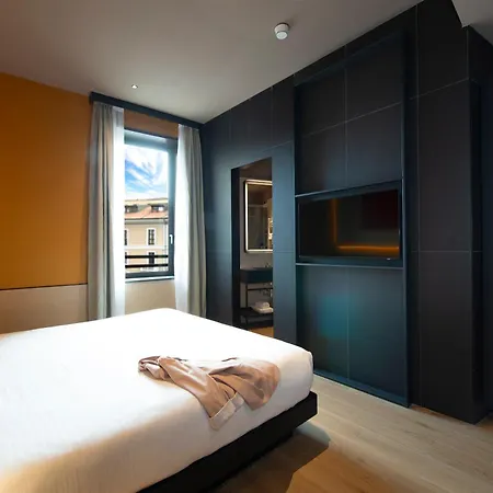 Отель Palazzo Loreto 4*