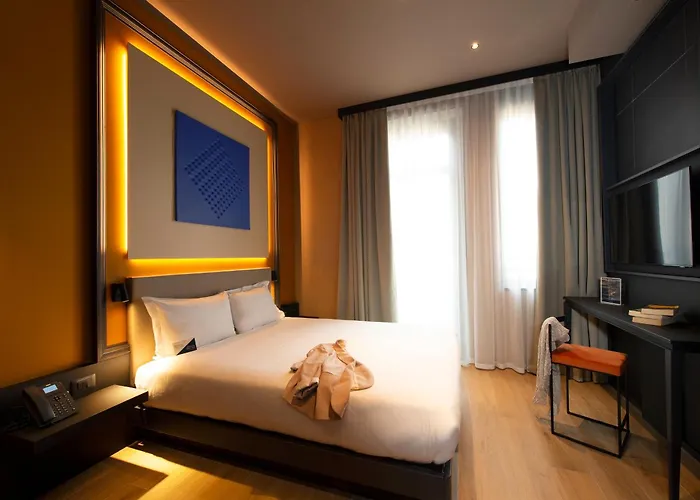 Palazzo Loreto 4*